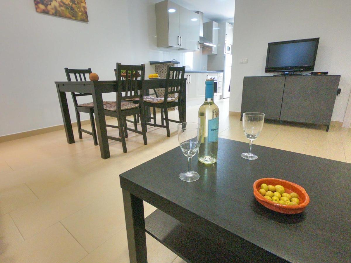 Noria Is A Comfortable Apartment With Patio And Large Terrace In Conil Conil de la Frontera Kültér fotó