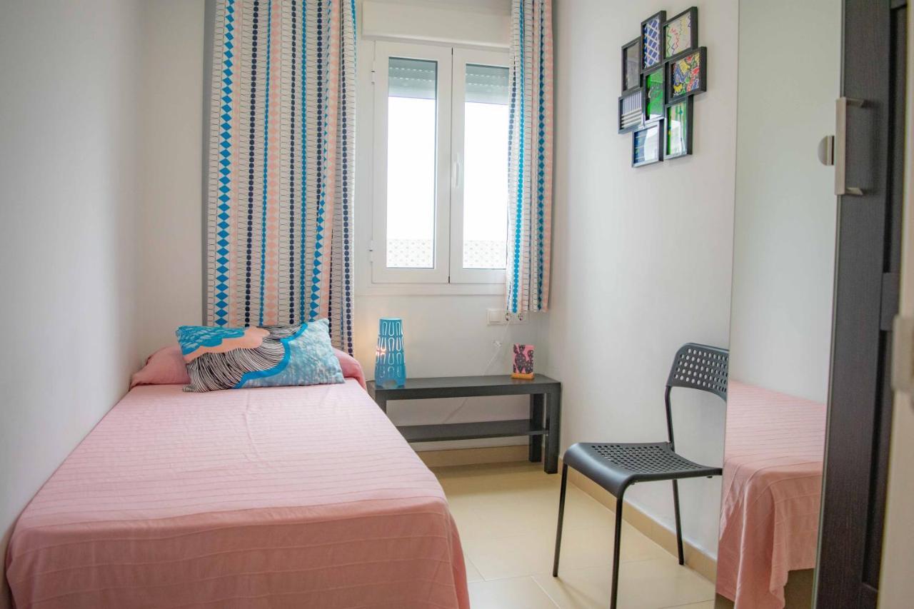 Noria Is A Comfortable Apartment With Patio And Large Terrace In Conil Conil de la Frontera Kültér fotó